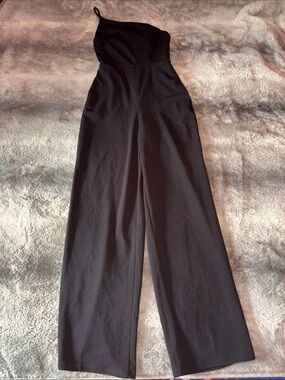 Black One-Shoulder Wide-Leg Jumpsuit